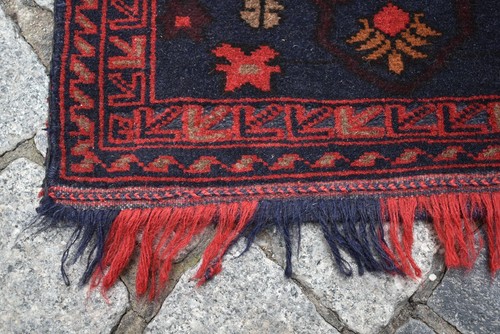 Vintage Tribal Rare Salt Bag 16'' x 20'' Turkoman Tribal Salt Bag Wool Rug - Picture 9 of 10