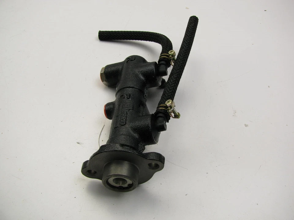 Cilindro maestro de freno Carquest E98073 - 1981-1982 Mazda 626 Foto 2 de 4