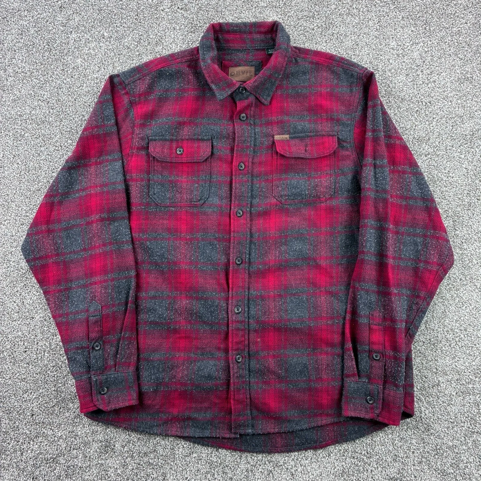 Orvis Flannel Shirt Mens XL Gray Red Plaid Button Up Long Sleeve Pockets Outdoor