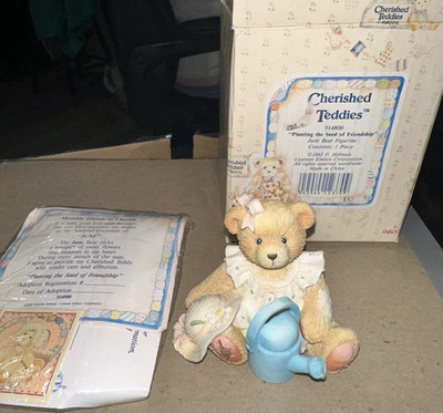 Cherished Teddies June  Planting the seed of friendship  Figurine