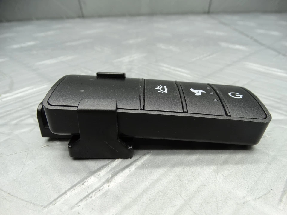 Remote Control + Wall Mount Hampton Bay Fawndale 46in Bronze 1005819911 / 52021 - Image 3 of 4