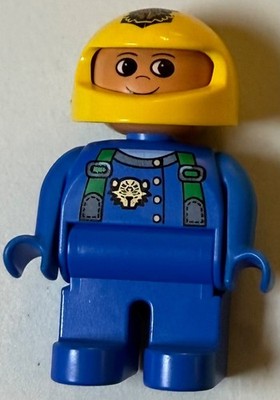 LEGO DUPLO Racer Figure Tiger Logo Yellow Helmet Blue Vintage 4555pb141 Driver