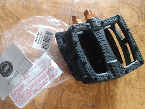 colony fantastic plastic pedals