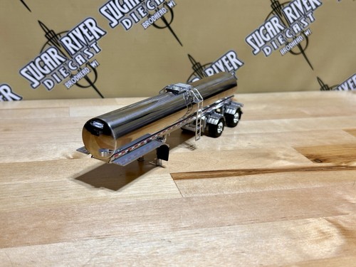 Dcp 1/64  Walker Milk Tanker Spread Axle Stainless Steel Semi Trailer Farm Toy - Picture 4 of 10