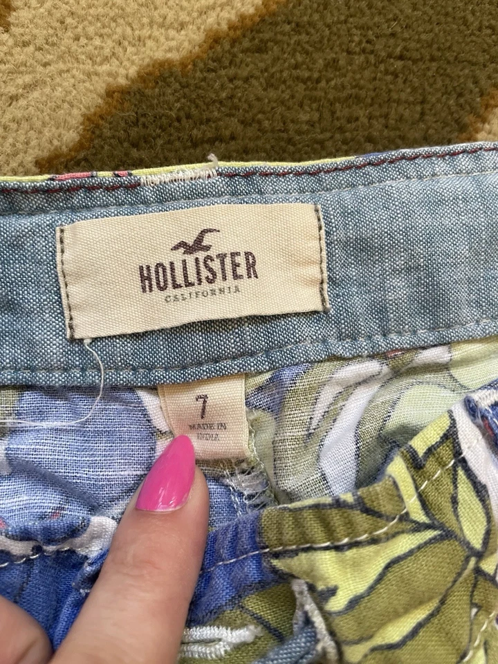 Pantalones Cortos Hollister Para Mujer Estampado Floral con Cordón Cintura Tela Y2K  Foto 2 de 4