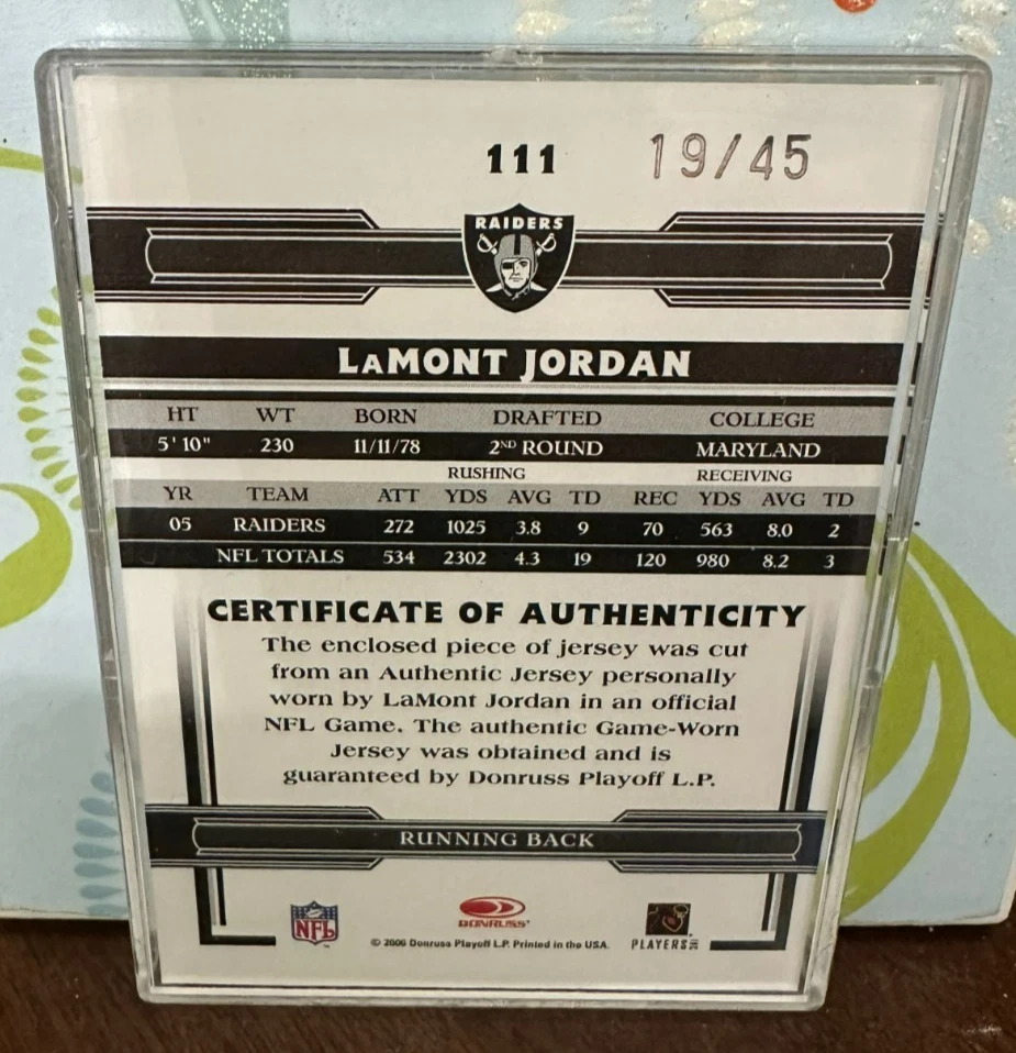 2006 Certified Materials Jimmy Smith /25 #68 Jaguars Mirror Gold - Image 2 of 3