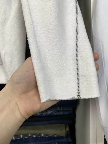 Suéter Simulado Thom Krom THOM/KROM Manga Larga Cuello Alto, Costuras Blancas Talla XL - Imagen 9 de 19