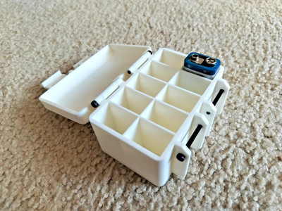 9 Volt Battery Storage Box Container (Holds 10 Batteries) 9V Case w/ Lock Design