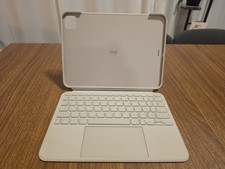    Logitech Combo Touch Keyboard Case IPad Pro 11 inch M4 M5 Backlit, Sand Color