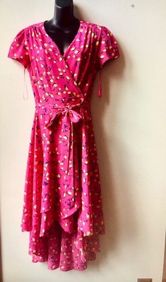 BETSEY JOHSON DRESS, BRAND NEW WITHOUT TAGS! SIZE: 6