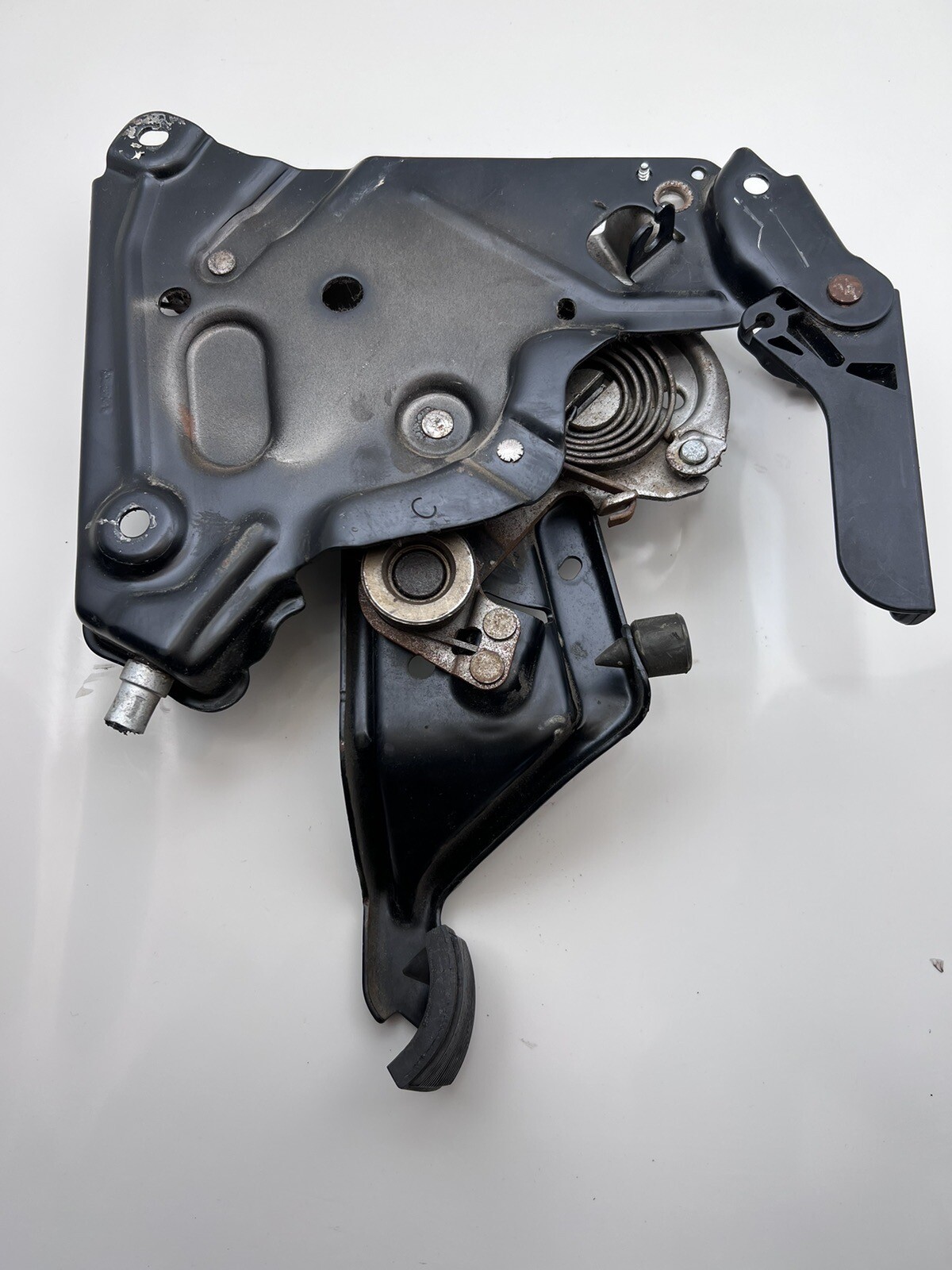 9904 Ford F250 F350 Emergency Parking Brake Pedal Hood Release Lever