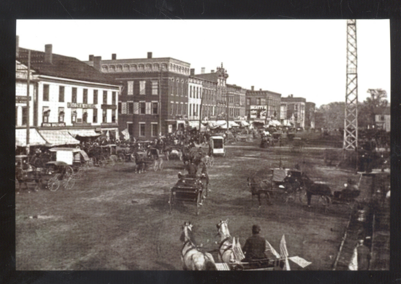 REAL PHOTO RAVENNA OHIO DOWNTOWN STREET SCENE OLD CARS POSTCARD COPY eBay
