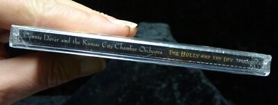 CONNIE DOVER 　　　　Holly & The Ivy Connie Dover and the Kansas City Chamber Orchestra - The