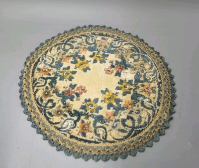 GARLAND  Amrose Art Linens Doilie Made in Belgium 8'' Round SEE DESC.