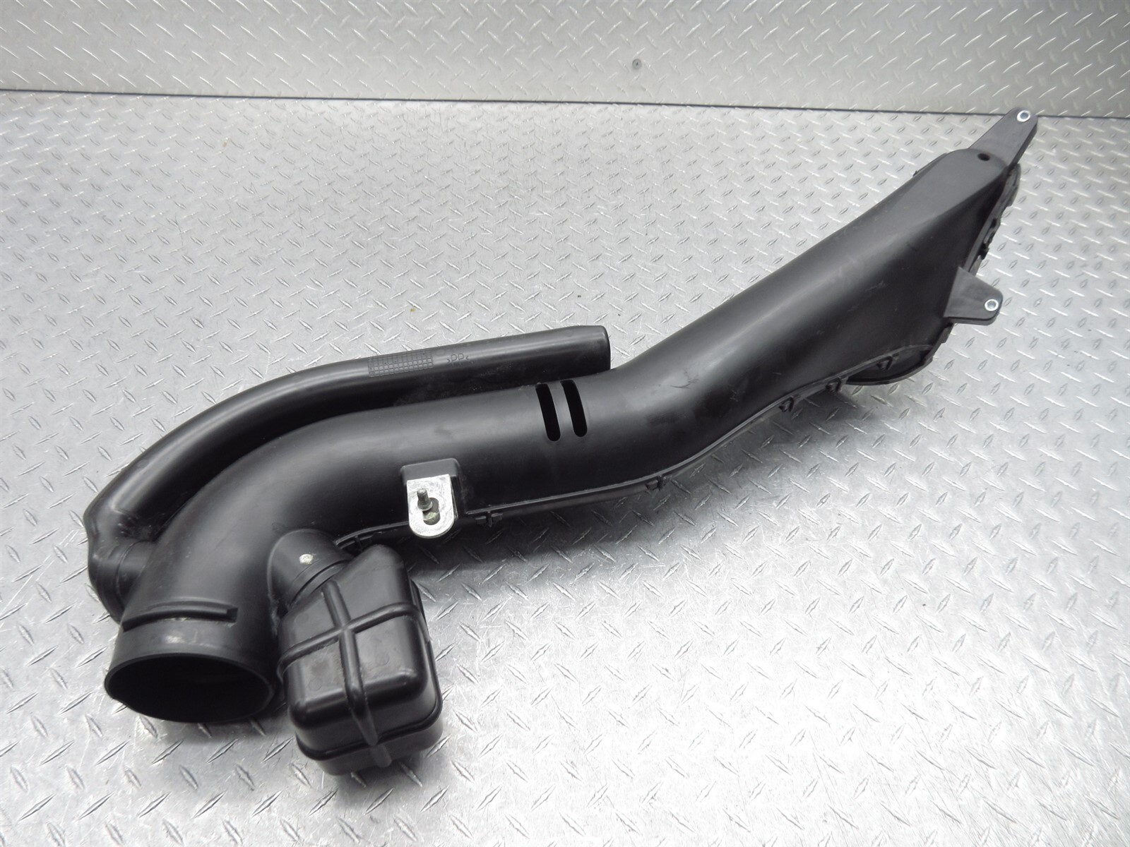 2008 Ferrari F430 Spider 226058 RH Right Passenger Side Air Intake Duct Tube