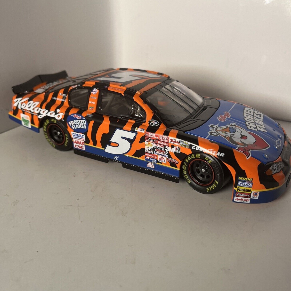 Nascar Terry Labonte #5 Kellogg's/ Frosted Flakes 2000 Monte Carlo