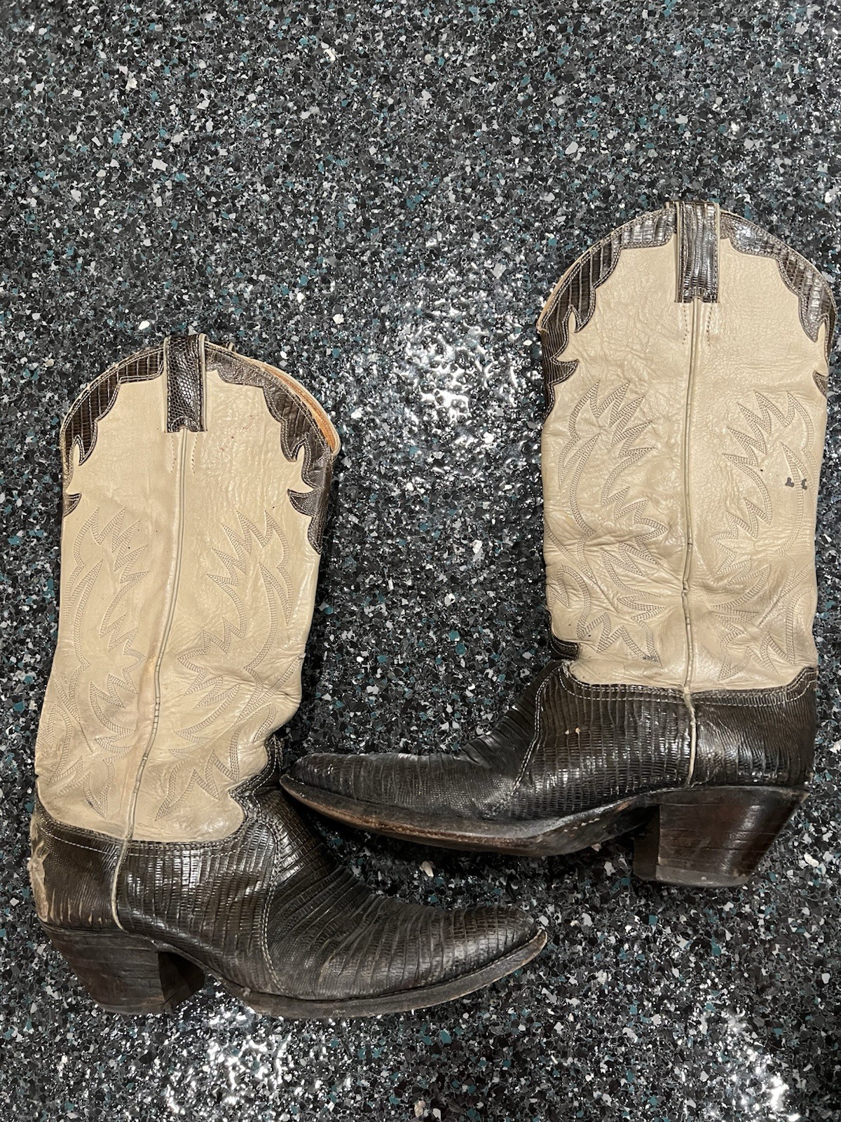 Men’s Justin Boots Western Cowboy Boots Size 9.5 D 4417