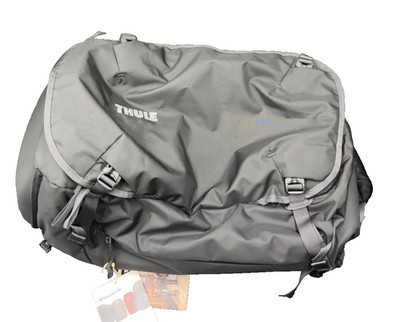 Thule Landmark 40L Travel Backpack Obsidian Black 