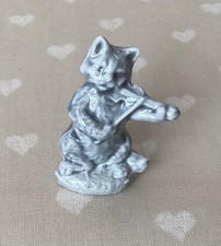 Vintage Wade Whimsies Nursery Rhyme Collection Grey Cat and the Fiddle