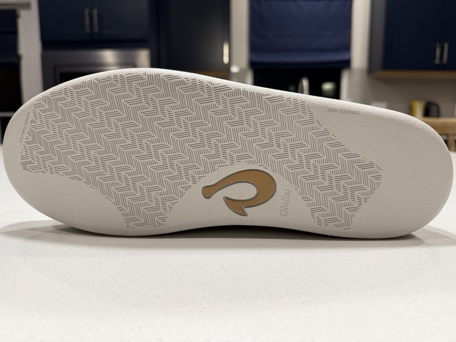 Olukai Men’s Punini Shoes In Poi / Charcoal Size 12 US MSRP $140