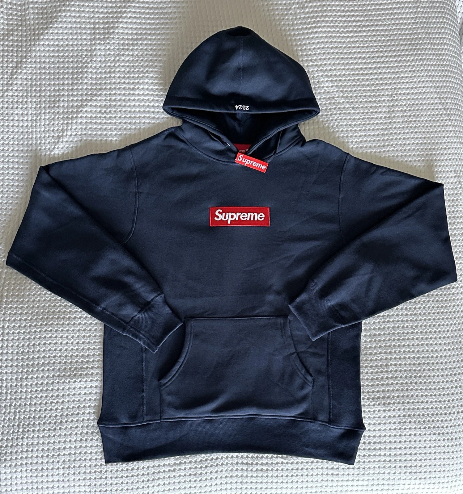 Sweat à capuche logo Supreme Box FW24 taille M