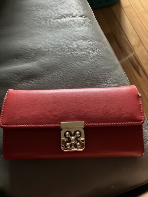 Women’s Red Kohl’s Wallet Clutch W/Gold Accents