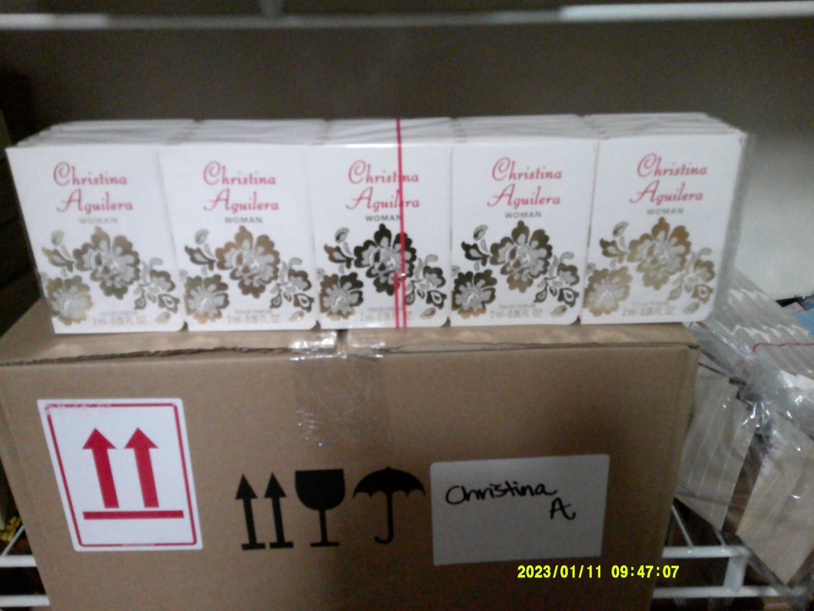 NARCISO RODRIGUEZ 4.8 0z( 3 X  1.6 0Z = 4.8 0Z)LOTION FOR HER + C0SMETIC BAG