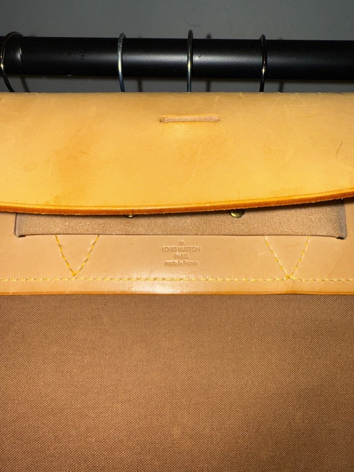 Auténtico bolso vaporizador vintage Louis Vuitton con monograma 45 Foto 2 de 4