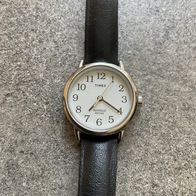 Timex Easy Reader Womens Watch Silver Tone Case White Dial Black Leather Band BK
