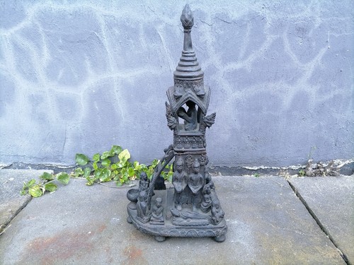 Ein seltener buddhistischer Schrein. Buddha & Mönche. Bronze. Thailand 20. Jh. - Bild 12 von 12