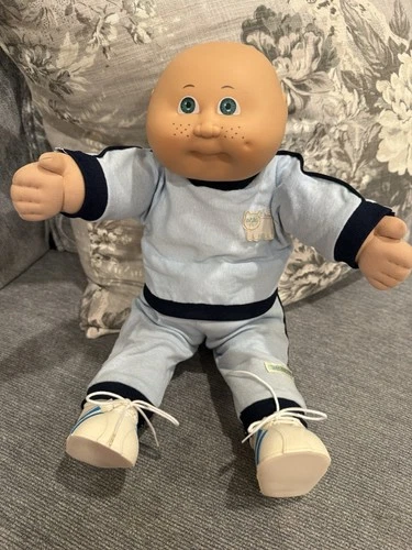 Cabbage Patch Kids Doll Jesmar Bald Green Eyes Made In Spain W/ Blue Kitty Suit