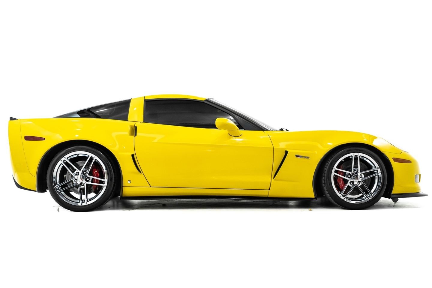2008 [45U] Velocity Yellow Tintcoat Chevrolet Corvette   | C6 Corvette Photo 7