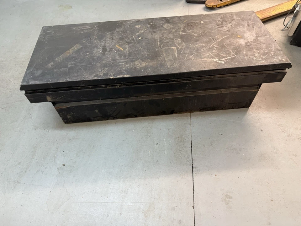 Caja de herramientas de silla de montar de protección contra el clima modelo 116-5-02 Foto 3 de 4