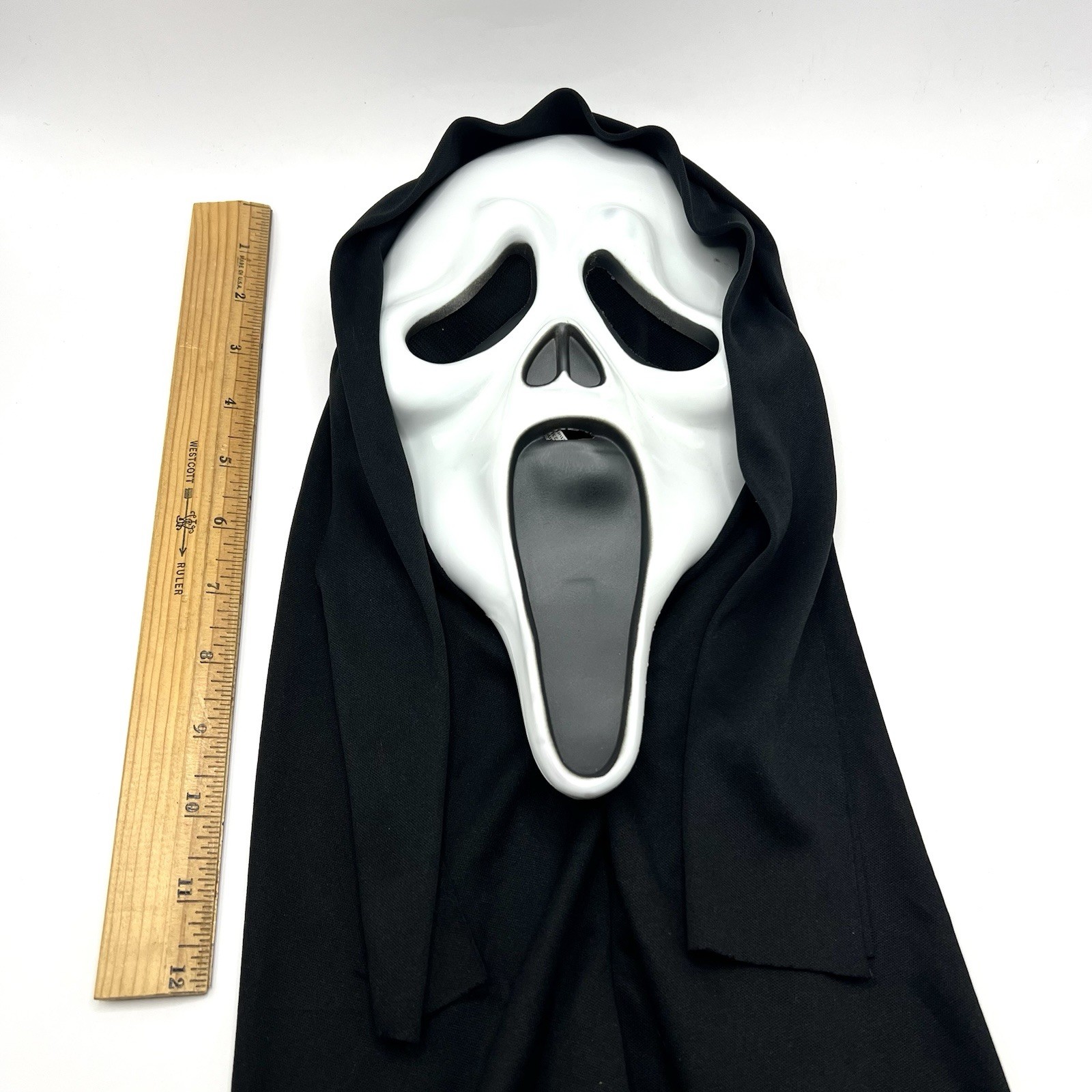 scream-ghost-face-mask-easter-unlimited-jan-mar-2023-fun-world-9206-no