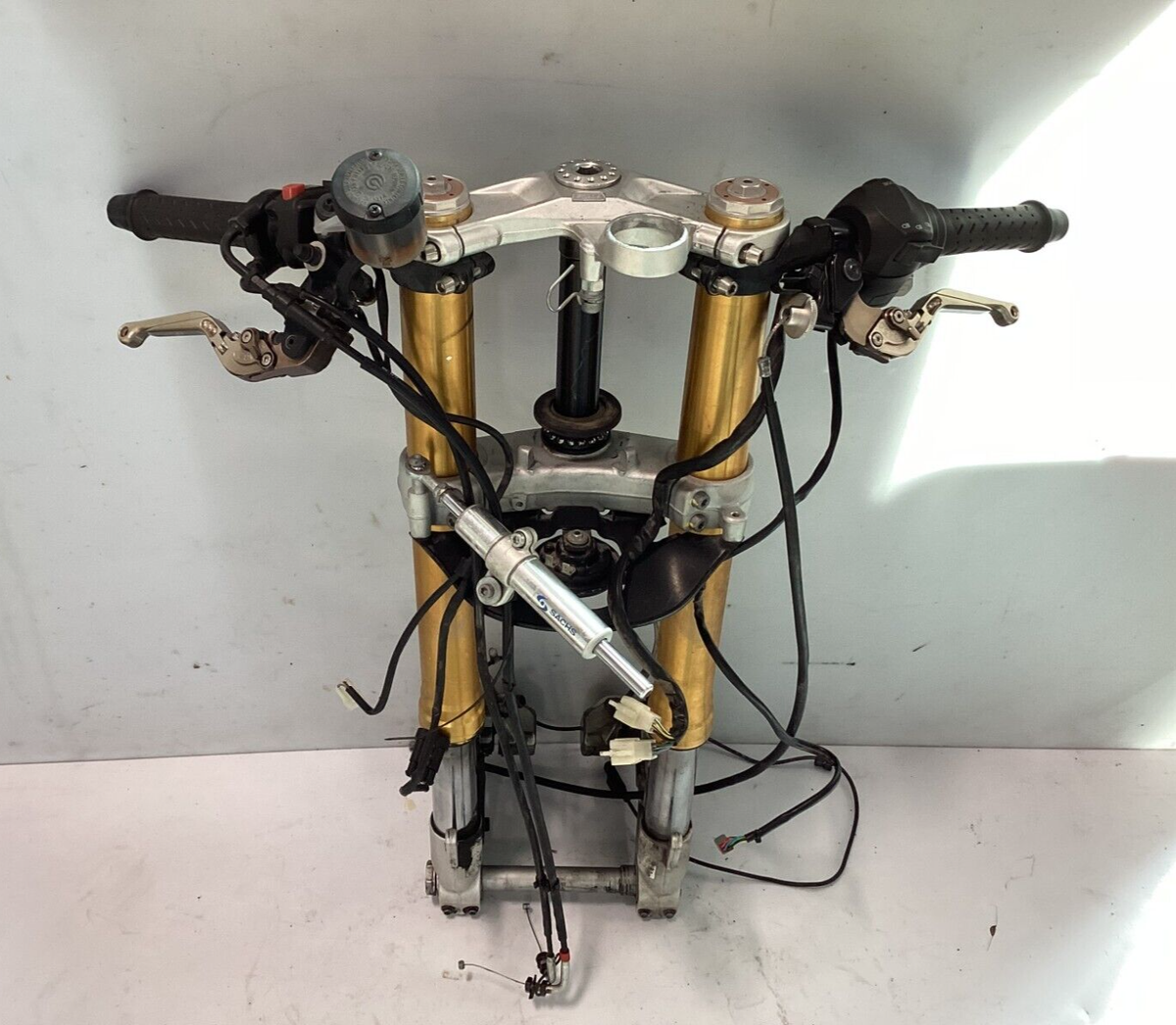 2013 12-16 Aprilia RSV4 FRONT END FORKS TUBES TRIPLE TREES