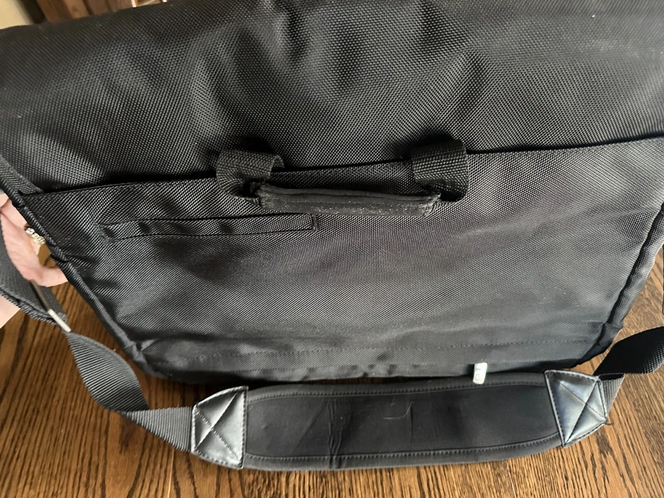 HP Laptop Bag with Adjustable Shoulder Strap ~ Canvas - Image 4 of 4
