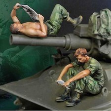 Figura de soldado de resina 1:35 Segunda Guerra Mundial petroleros en reposo 2 hombres TB00041 kit de garaje modelo