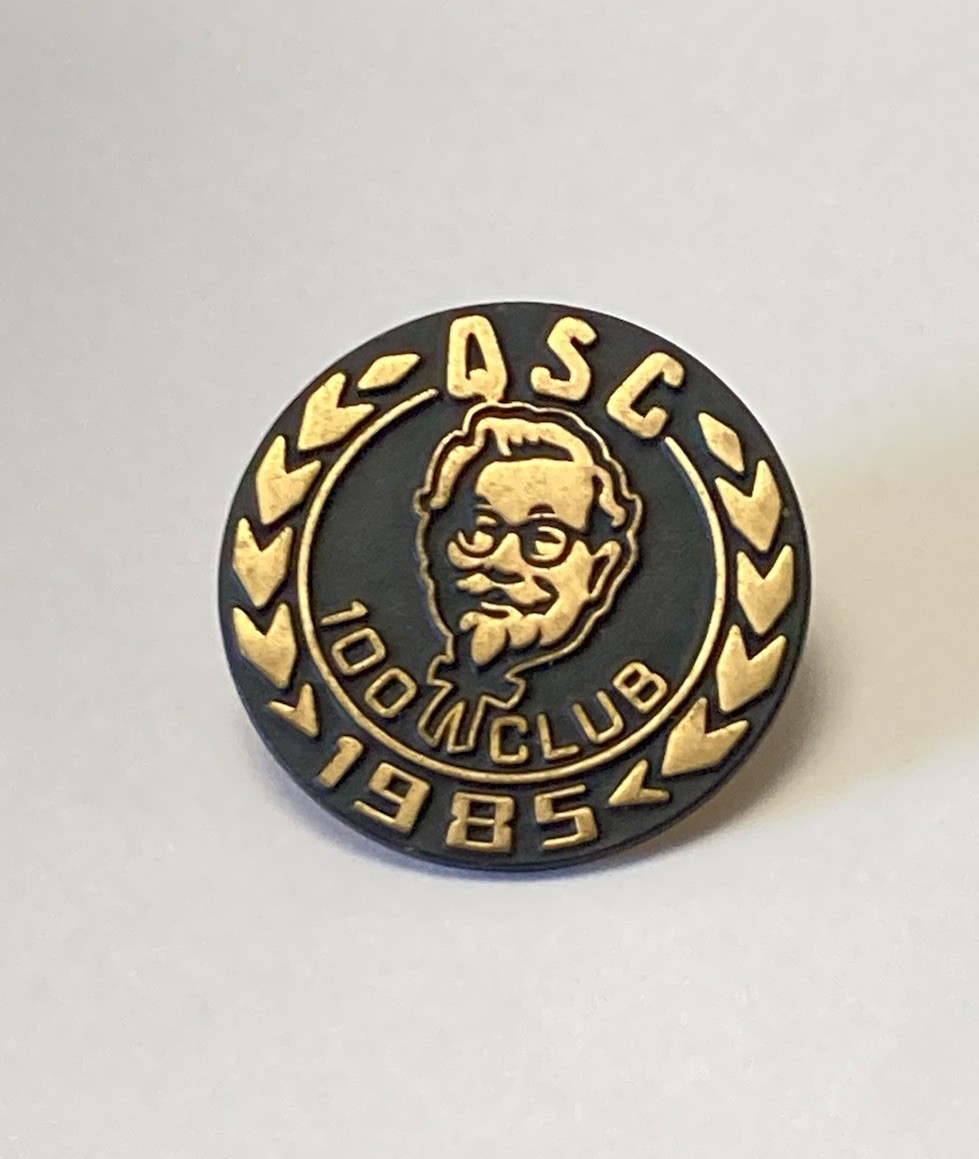 Vintage QSC 100 Club KFC Black And Gold Tone Metal Pin Colonel
