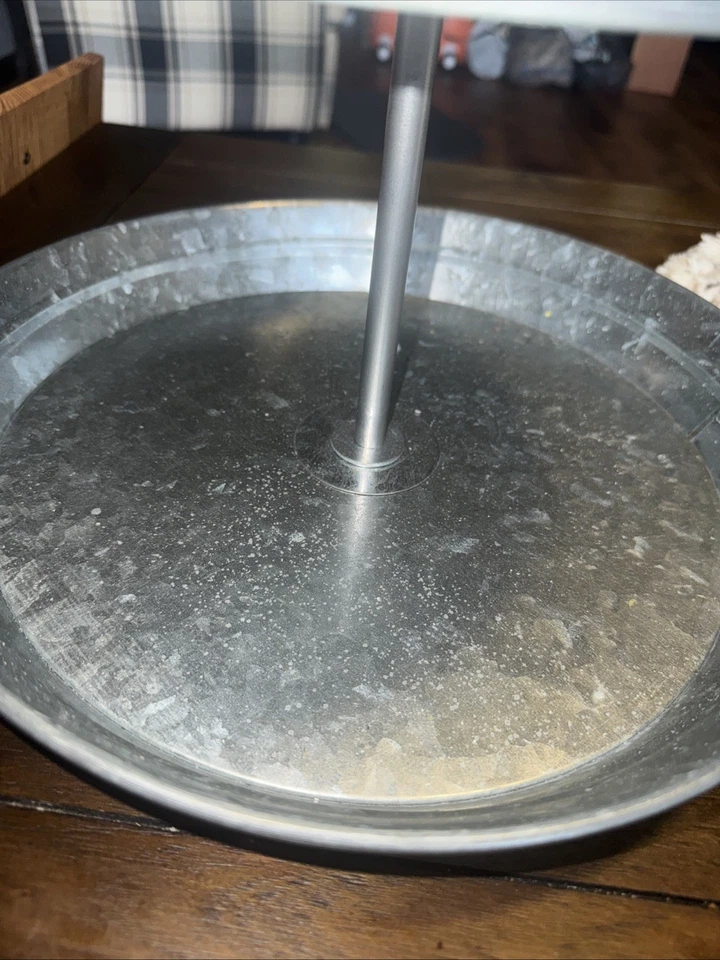 NEW Dolly Parton 2-tier GALVANIZED METAL TRAY RED SIGNATURE BUTTERFLY DOLLAR GEN - Image 2 of 4