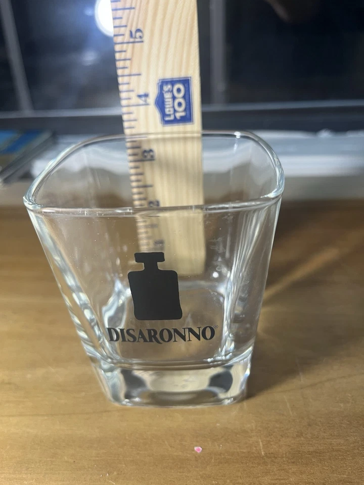 Vaso de vaso de cóctel DiSaronno base cuadrada para beber rocas Foto 3 de 3
