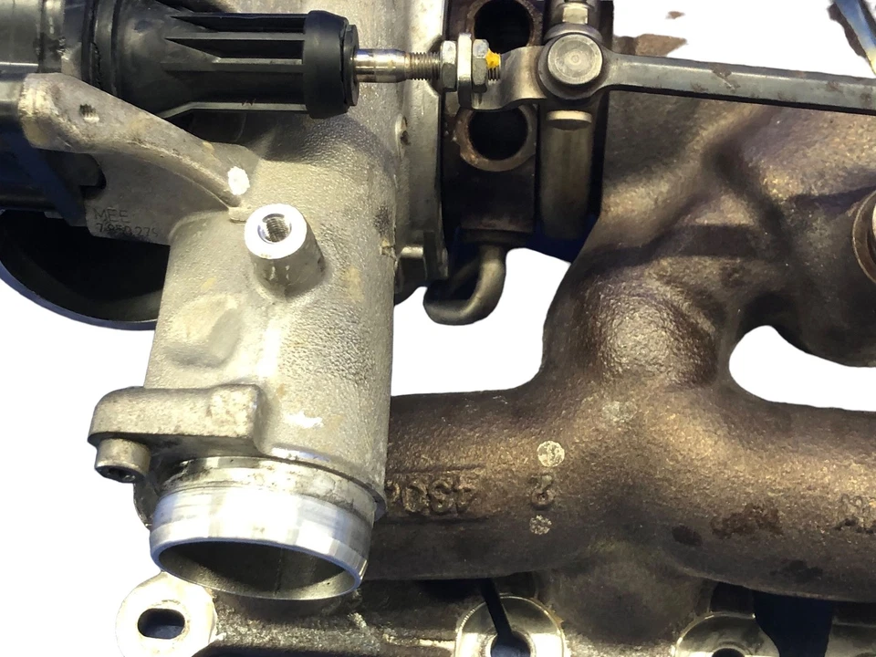 BMW M4 2015-2020 tracción trasera 3,0 L motor turbo cargador conjunto 7850279 OEM Foto 3 de 4