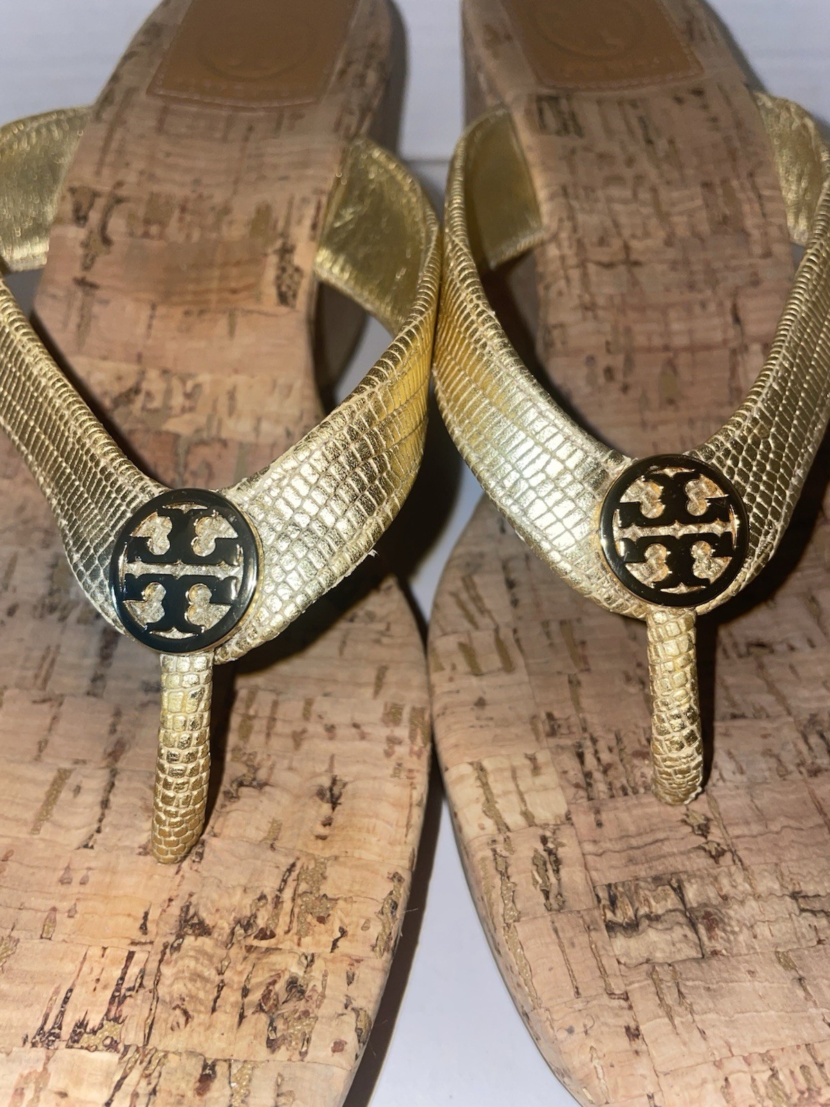Tory Burch Wedge Platform Gold Sandals Size 8M - image 8