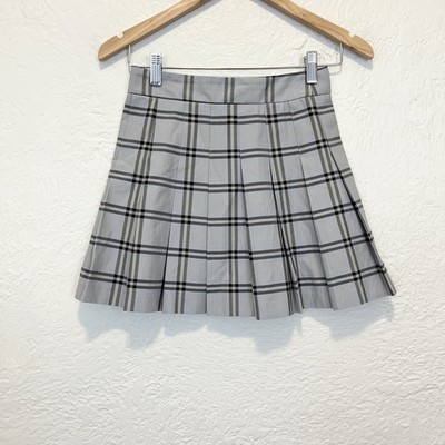 Sunday Best Aritzia Pleated Mini Skirt Plaid Gray Schoolgirl size 0 Preppy