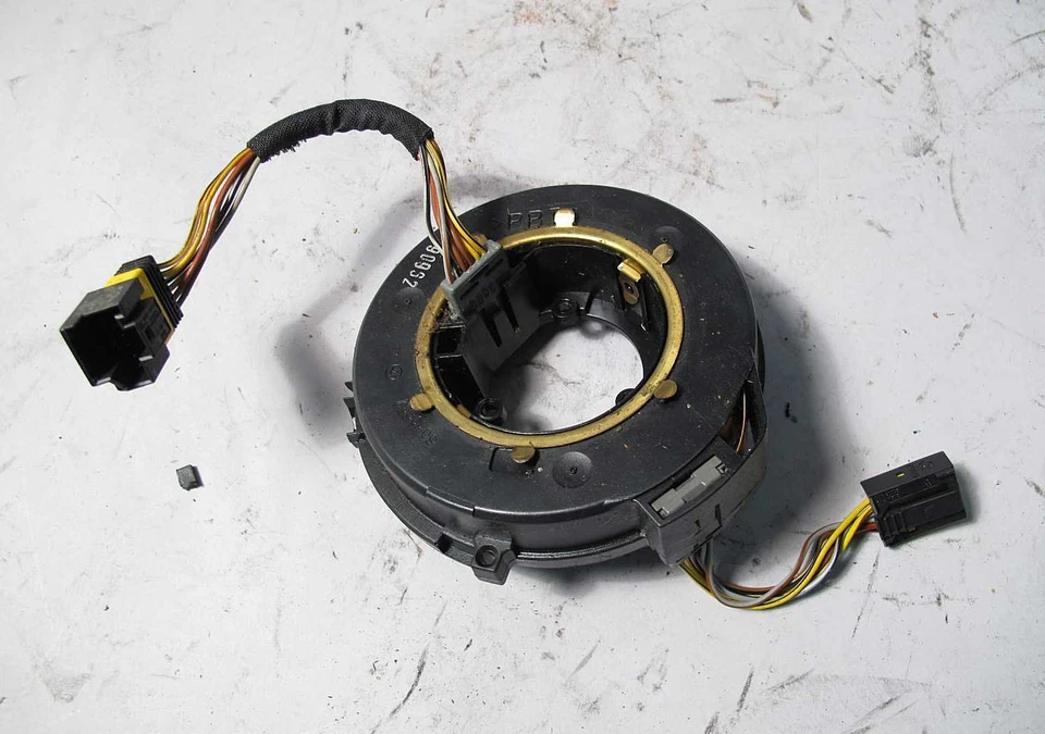 BMW Z3 M Volante Deportivo Anillo Deslizante Reloj Buje de Resorte OEM USADO Foto 2 de 4