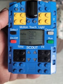 1999 Lego Mindstorms Robotics Discovery Set 9735 Parts Turns on/Tested