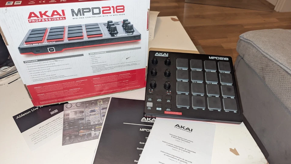 AKAI MPD218 Pad MIDI Controller USB DAW Ableton Live OVP Launchpad MPC Presonus - Bild 4 von 4