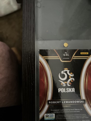 2020 Panini Select Soccer Auto Silver PRIZM Robert Lewandowski Mint - Picture 7 of 10