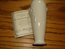 THE LENOX ROSE BLOSSOM VASE 24K GOLD