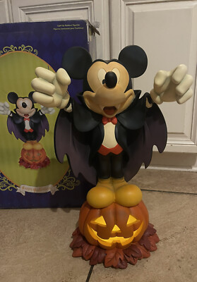 Mint Disney Store Halloween Mickey Mouse Vampire Light Up