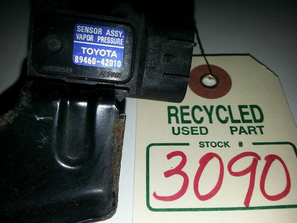 Toyota RAV4 2000 conjunto de sensores presión de vapor OEM 89460-42010 #3090 Foto 2 de 4